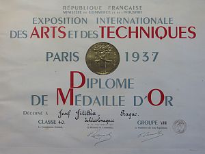 ARTISTIC GLAZIER JIŘIČKA – COUFAL DIPLOMA FROM THE WORLD EXHIBITION IN PARIS, 1937